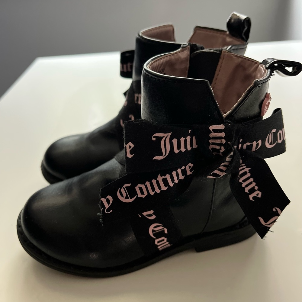 Juicy Couture Girls Baby Boots